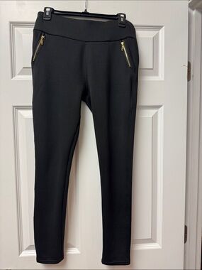 Yado Black Skinny Leggings with Gold Zipper Front Pockets - Size Lg